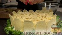 Фото приготовления рецепта: Овощной суп с цветной капустой и молочно-сырным соусом - шаг №6