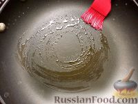 Фото приготовления рецепта: Цельнозерновые панкейки (американские оладьи) - шаг №9