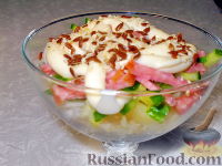 Фото к рецепту: Салат “Мадлен” с ананасом и огурцом