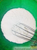 Фото приготовления рецепта: Панкейки на молоке (американские оладьи), на блиннице - шаг №4
