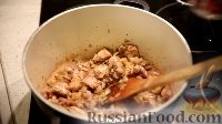 Фото приготовления рецепта: Курица в гранатовом соусе с орехами - шаг №7