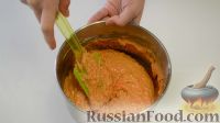 Фото приготовления рецепта: Морковные капкейки - шаг №4
