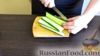 Фото приготовления рецепта: Салат с ветчиной, свежим огурцом и яблоком (легкая замена оливье) - шаг №3