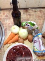 Фото приготовления рецепта: Салат с ветчиной, стручковой фасолью, помидорами и сыром - шаг №7