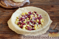 Фото приготовления рецепта: Татарский пирог (балиш) с мясом и картошкой - шаг №10