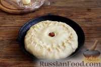 Фото приготовления рецепта: Татарский пирог (балиш) с мясом и картошкой - шаг №13