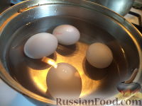 Фото приготовления рецепта: Салат из цветной капусты и яиц - шаг №2
