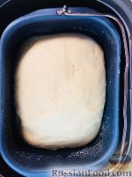 Фото приготовления рецепта: Хала (батон с маком) в хлебопечке - шаг №6