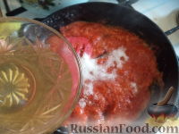 Фото приготовления рецепта: Фрикадельки с томатной подливкой - шаг №15