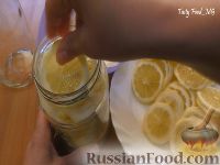 Фото приготовления рецепта: Лимончелло (сицилийский лимонный ликер) - шаг №8
