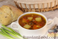 Фото к рецепту: Быстрый суп с колбасками "Охотник"