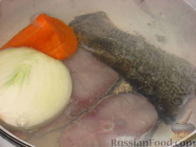 Как готовится вареная рыба под маринадом?