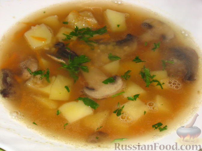 Грибной суп с картофелем и овощами