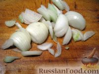 Фото приготовления рецепта: Куриный жульен с грибами - шаг №3