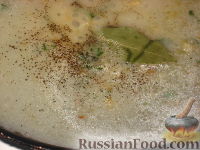Фото приготовления рецепта: Рыба отварная с лимонным соусом и картофелем на гарнир - шаг №8