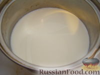 Фото приготовления рецепта: Молочный суп с вермишелью - шаг №3