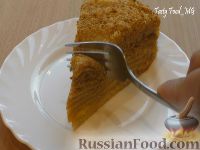 Фото приготовления рецепта: Торт "Медовый пух", или "Медовик" - шаг №26