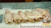 Фото приготовления рецепта: Фаршированные кальмары в томатном соусе - шаг №11