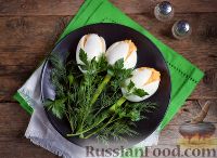 Фото к рецепту: Закуска "Белые тюльпаны" из яиц