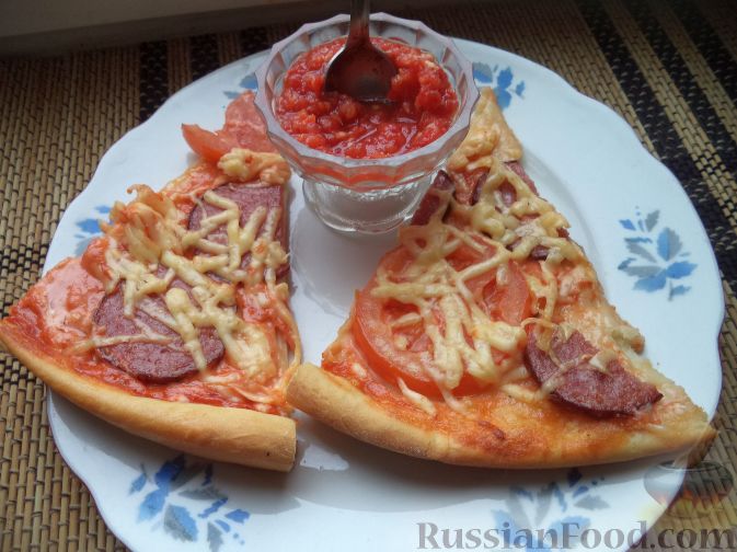 Пицца с грибами и помидорами в духовке