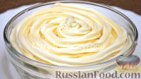 Фото к рецепту: Масляный крем на сгущенном молоке