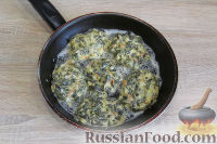 Фото приготовления рецепта: Оладьи из морской капусты - шаг №7