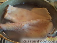 Фото приготовления рецепта: Салат из кальмаров с овощами - шаг №2