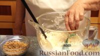 Фото приготовления рецепта: Торт "Настя" с черносливом и орехами - шаг №10