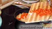 Фото приготовления рецепта: Суп гороховый с копчеными ребрышками - шаг №4