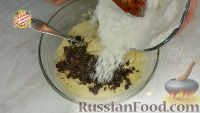Фото приготовления рецепта: Печенье «Чудесное» с кукурузными хлопьями и шоколадом - шаг №5