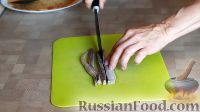 Фото приготовления рецепта: Картофельные роллы с селедкой - шаг №4