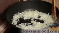 Фото приготовления рецепта: Салат "Довольный муж" (с печенью, грибами и сыром) - шаг №10