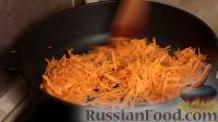 Фото приготовления рецепта: Салат "Довольный муж" (с печенью, грибами и сыром) - шаг №11