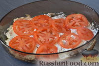Фото приготовления рецепта: Куриное филе, запеченное с помидорами и сыром - шаг №10