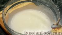 Фото приготовления рецепта: Блины на молоке, с карамельным соусом - шаг №6