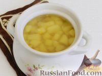 Фото приготовления рецепта: Гороховый суп в горшочке - шаг №13