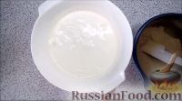 Фото приготовления рецепта: Томатные лепёшки на кефире, с сыром (в духовке) - шаг №2