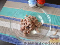 Фото приготовления рецепта: Салат "Восьмёрка" из сельди и овощей - шаг №2