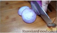 Фото приготовления рецепта: Салат по-деревенски, с мясом и грибами - шаг №6