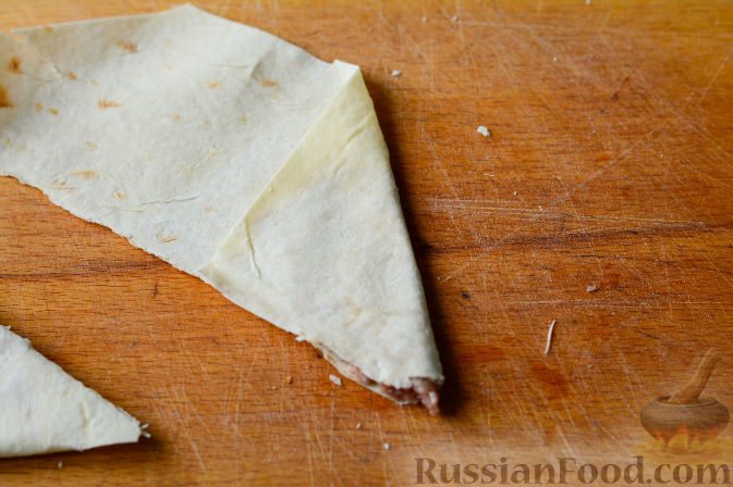 Рецепт треугольников с мясом и картошкой