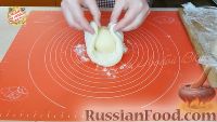 Фото приготовления рецепта: Осетинские пироги с сыром и картофелем - шаг №10