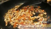 Фото приготовления рецепта: Фаршированная утка в медово-соевом маринаде, в рукаве - шаг №6
