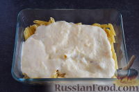 Фото приготовления рецепта: Макаронная запеканка с мясом и соусом бешамель - шаг №12