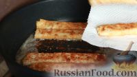 Фото приготовления рецепта: Закуска "Сырные палочки" из лаваша - шаг №9