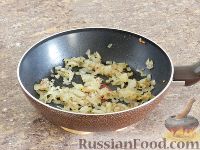 Фото приготовления рецепта: Пирожки из "хрущевского" теста, с капустой и яйцами - шаг №11