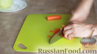 Фото приготовления рецепта: Заливной пирог с капустой - шаг №4