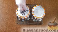 Фото приготовления рецепта: Апельсиновый кулич с шоколадом - шаг №10