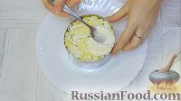 Фото приготовления рецепта: Салат "Любимый" с курицей и грибами - шаг №8