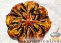 Фото к рецепту: Пирог "Пасхальный цветок" с двумя начинками