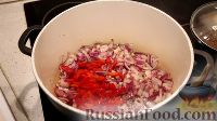 Фото приготовления рецепта: Рисовая каша с мясом и овощами - шаг №4